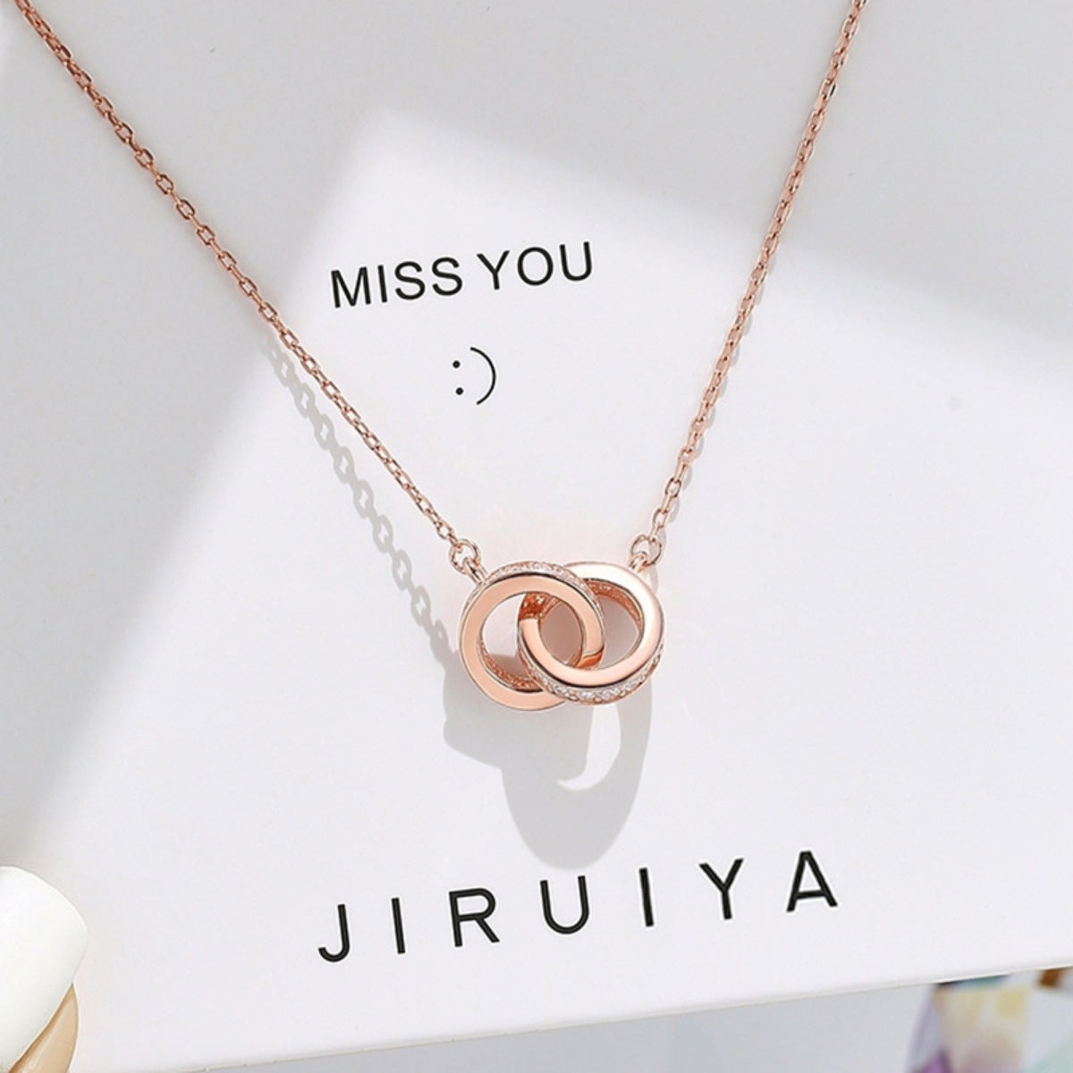 8e70fc71-0a42-401e-9798-0279fedf0e24-Max